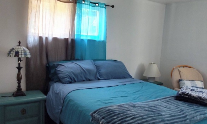South Hills House | Charming European style 2-bedroom house in beautiful Pittsburgh with AC, wi-fi