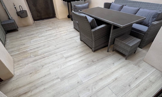 Caux House | Charming gîte with exposed beams and stonework and jacuzzi