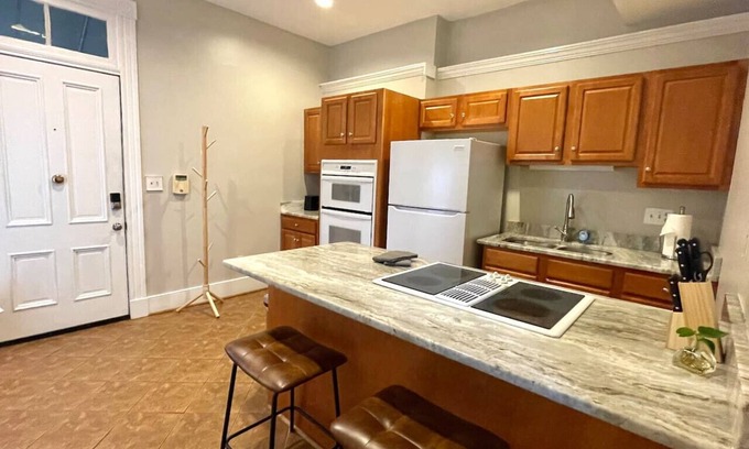 Monroe Ward Apartment | Charming Historic Studio Near Downtown and VCU