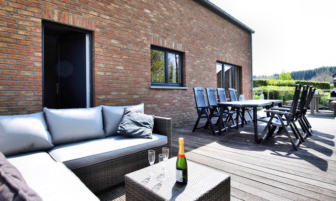 Barvaux House | Charming Holiday Home in Durbuy with Sauna