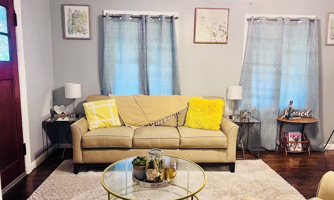 St. Nicholas House | Charming Home! 2 king beds, very peaceful and safe!
