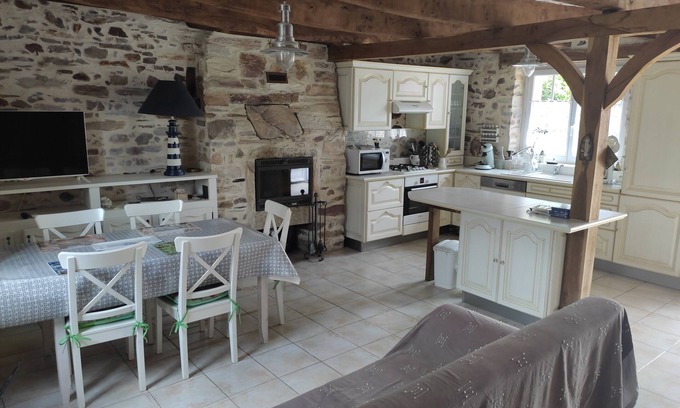 Beganne House | Charming house 5 minutes from the port of Folleux and 30 minutes from the beaches.