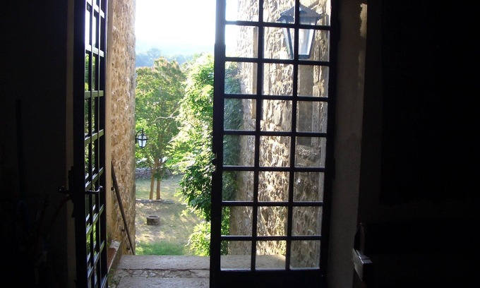 Joyeuse House | Charming house by the river.