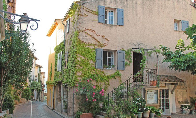 Village of Castellet House | CHARMING HOUSE in the heart of the village