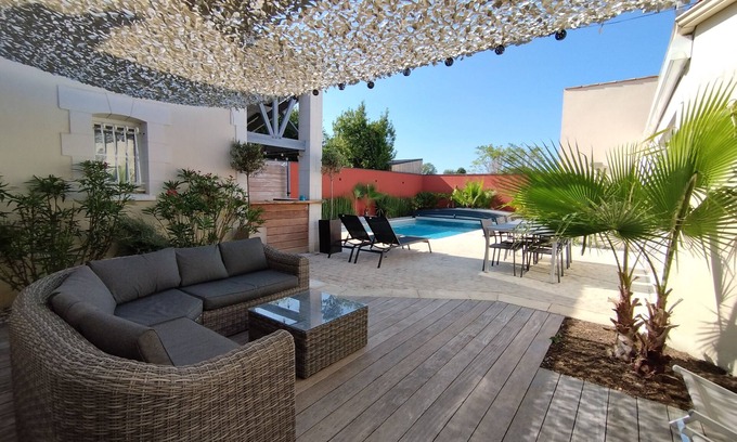 Lagord House | Charming house, private pool, 6 people, 5km La Rochelle Ile de Re