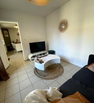 Laval House | Charming house with terrace