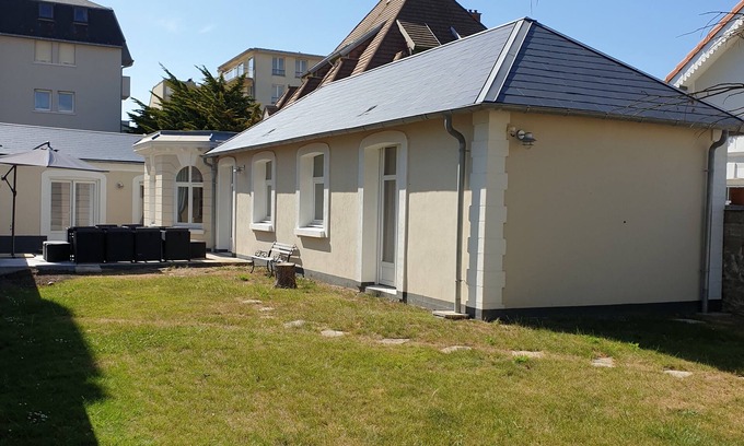 Wimereux House | Charming location, 50 m to beach and shops