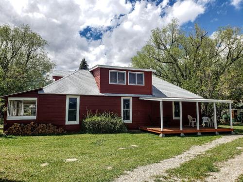 Ennis House | Charming Montana Bungalow with Madison River Views, Steps from Main Street in Ennis, MT