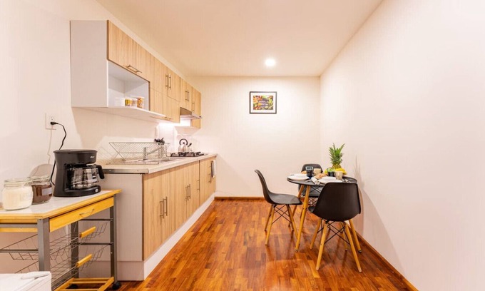 Colonia Cuauhtemoc Apartment | Charming Polanco Studio, Steps to Chapultepec Best Museums