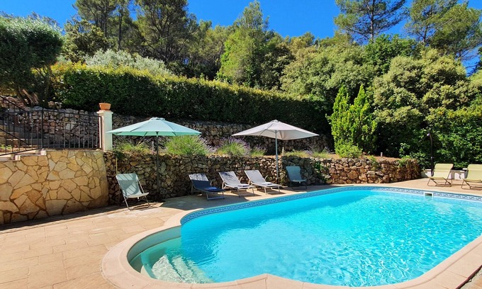 Lorgues Villa | Charming Provencal villa in the heart of the forest and the village of Lorgues