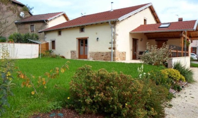 Harsault Cottage | Charming Renovated Forge: Spacious, Baby-Friendly, Green Surroundings, Near Thermal Sites
