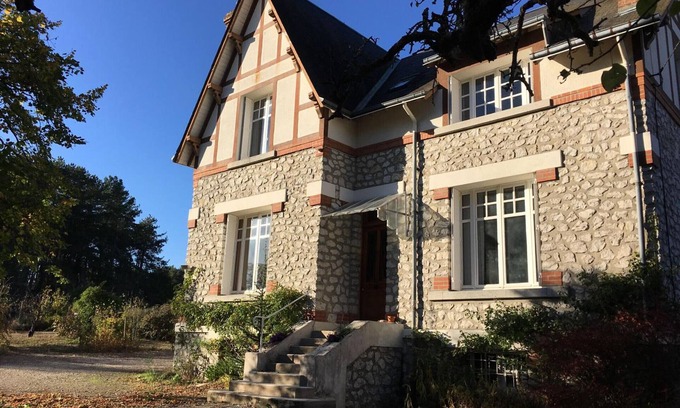 Dhuizon Cottage | Charming Renovated House with Garden, Near Loire Valley Castles