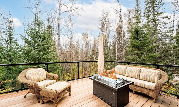 Grand Marais House | Charming Retreat | Games,Near Lutsen, Grand Marais