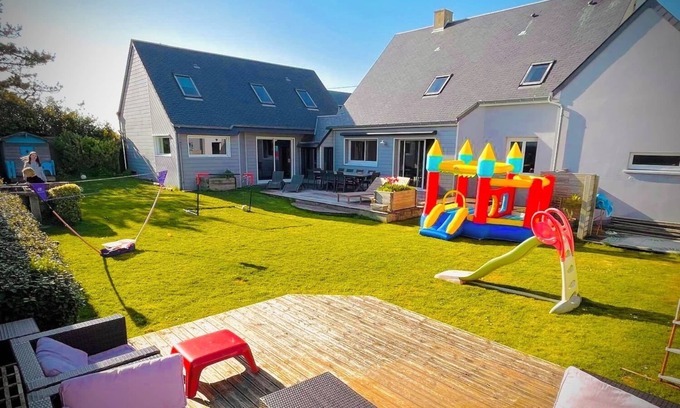 Saint-Germain-sur-Ay House | Charming spacious villa (5 bedrooms) 40 meters from the beach (2 to 15 people)