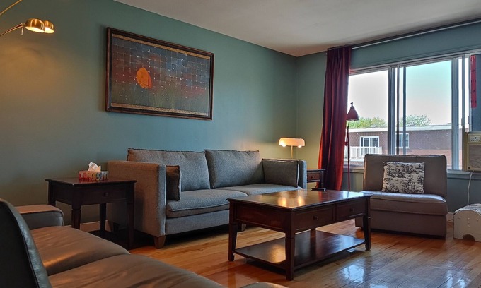 Laval-des-Rapides Apartment | Charming, Serene & Conveniently Located Apartment
