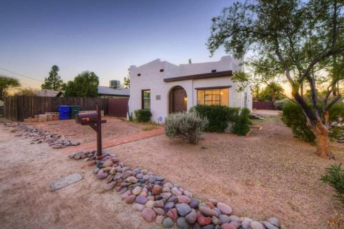 Palo Verde House | Charming Spanish Style Vintage Casita