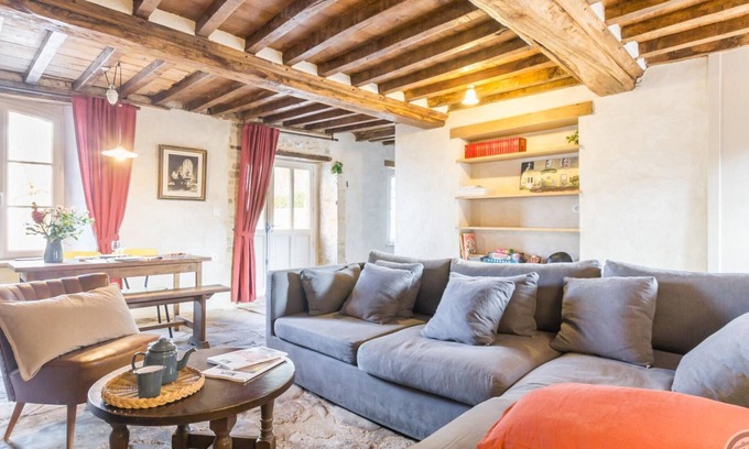 Les Moitiers-en-Bauptois Cottage | Charming stone house with garden in the heart of Cotentin