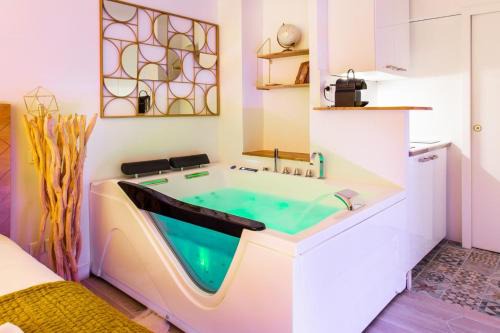 Batignolles Apartment | Charming studio - 1BD-2P - Batignolles