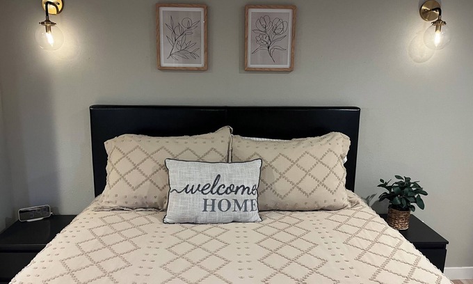 South Richland Apartment | Charming Studio in Delightful Richland