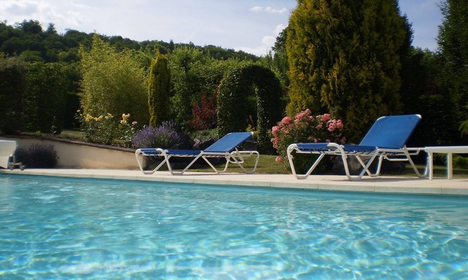 Joinville Apartment | Charming studio with mezzanine. heated swimming pool