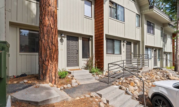 Incline Village House | Charming Tahoe Cabin – 3BR/2BA Retreat