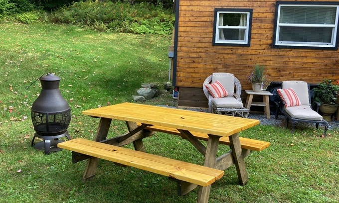 Richmond House | Charming Tiny House on 10 Wooded Acres