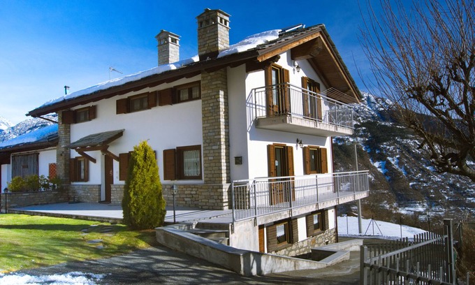 Fiou House | Charming Villa
