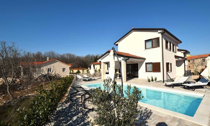 Kras Villa | Charming Villa Navis with private pool