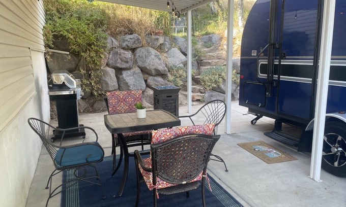 Farmington House | Charming Winnie Drop Trailer with Cozy Private Patio Escape