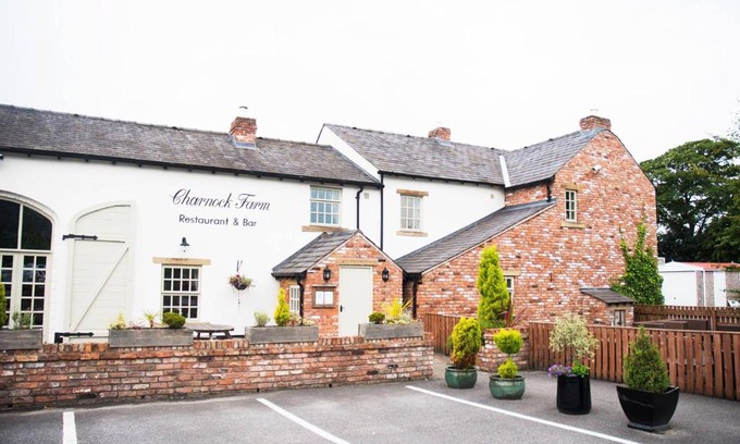 Leyland Hotel | Charnock Farm