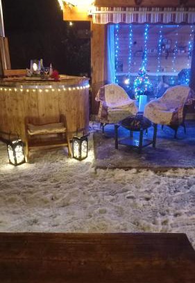 Bansky Studenec Apartment | Chata pri jazere - relax vo vírivke