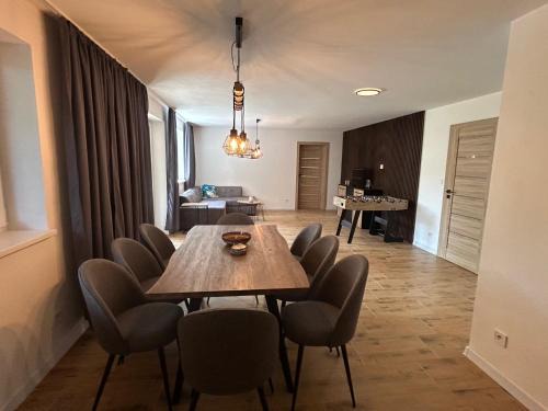 Valca Ski Chalet | Chata pri potoku 1