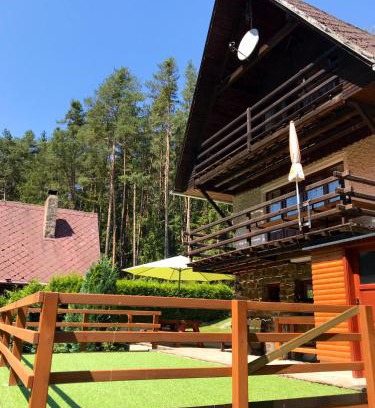 Chrast House | Chata u jezera