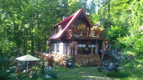 Ruzomberok Cabin | Chata u sovicky Malino Brdo