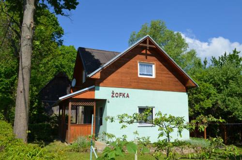 Izipovce Ski Chalet | Chata Zofka