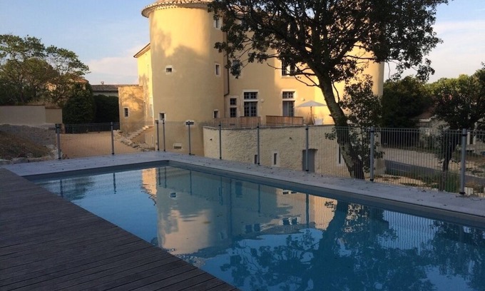 Lussan Apartment | Chateau apartment for 4 people with shared pool