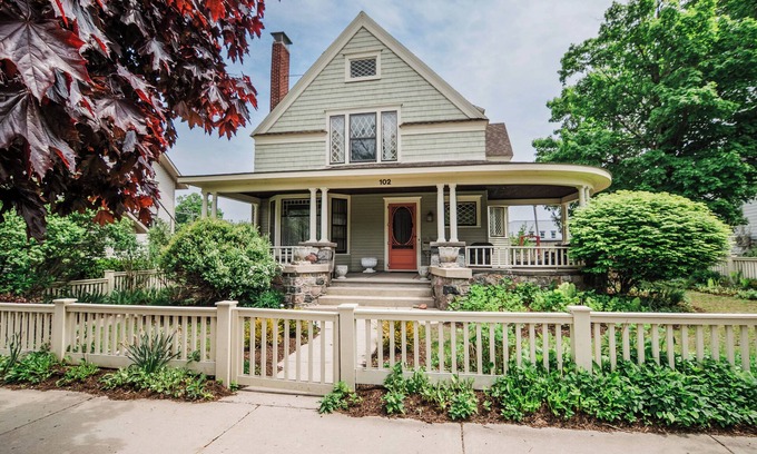 Charlevoix House | Chateau Charlevoix, Spacious Downtown Charlevoix Home – Perfect for Families & Weddings