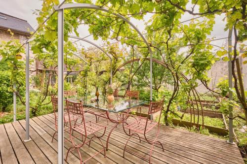 Arbin House | Chateau De Merande