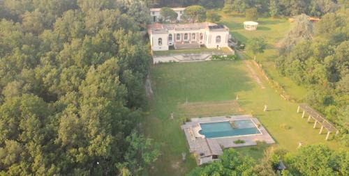 Damiatte House | Chateau de Pourpry