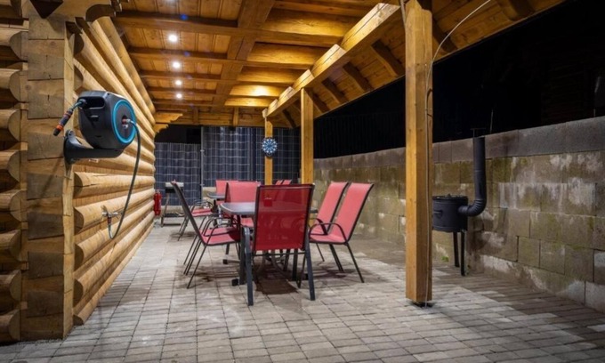 Stara Lesna Ski Chalet | Chaty Kukana a Kuku – Your Cozy Mountain Retreat in Stará Lesná