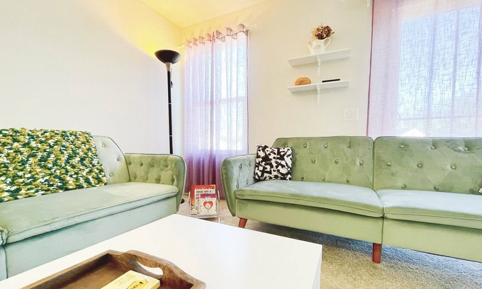 Amelia House | Cheerful 2- bedroom home with parking garage