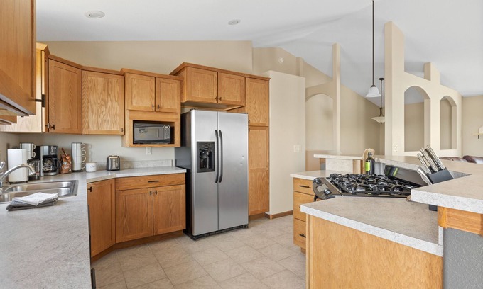 Rapid City House | Cheerful Home, Convenient, Close to Everything!