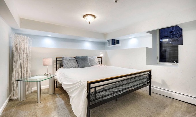 Cherry Creek Apartment | Cherry Creek North - Walkable! Discount cleaning fee! Basement level apartment