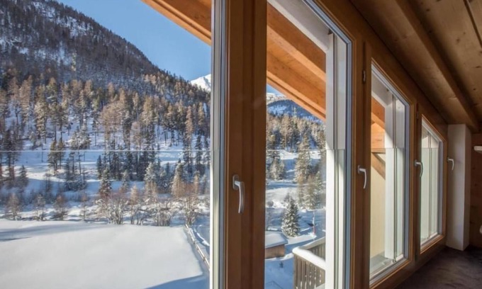 Pontresina Apartment | Chesa Romana