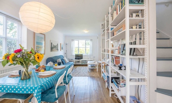 Reydon Apartment | Chestnutt Cottage, Reydon