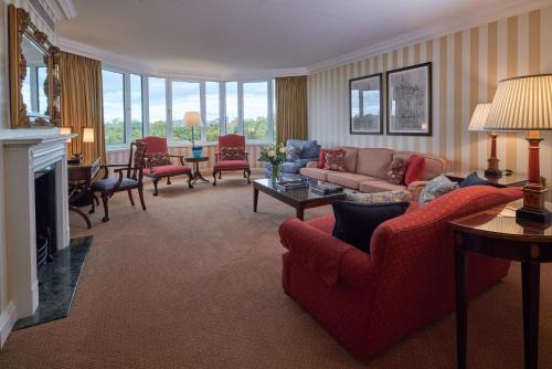 Queen's Gate Apartment | Cheval Thorney Court at Hyde Park