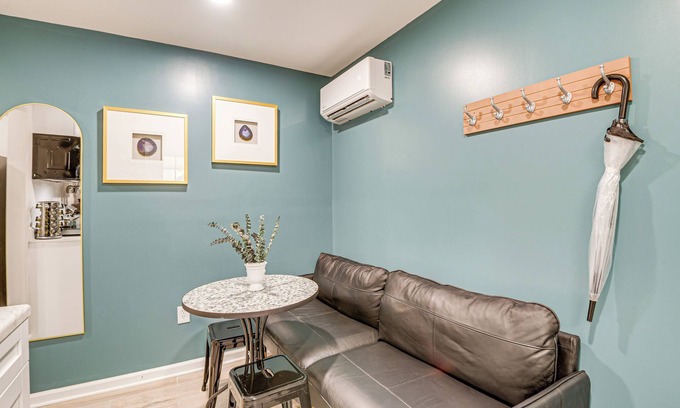 Cheverly Apartment | Cheverly Apartment - 4 Mi to Commanders Field!