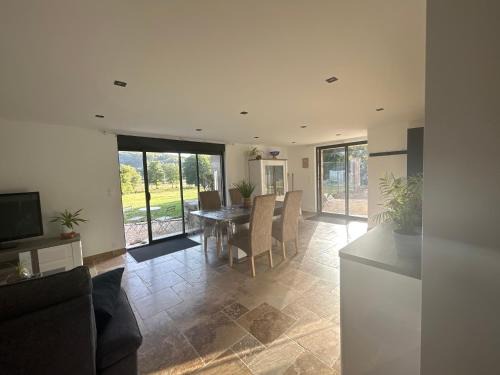 Saint-Eloi House | Chez Anabelle