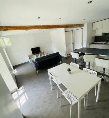 Bollene Apartment | Chez Léo III