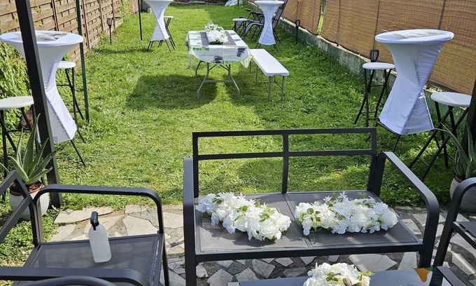 Tourcoing Bed & Breakfast | Chez L'hôte shared room